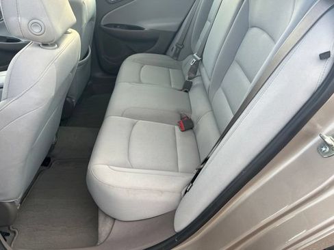 Used 2023 Chevrolet Malibu LT FWD image 27