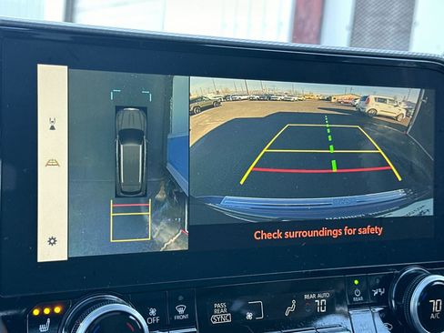 Used 2023 Toyota Highlander Platinum image 20