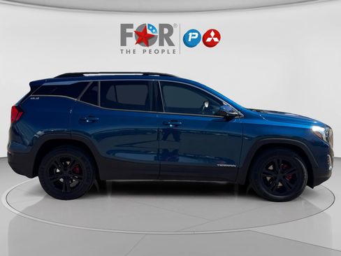 Used 2020 GMC Terrain SLE w/ Driver Convenience Package FWD image 6
