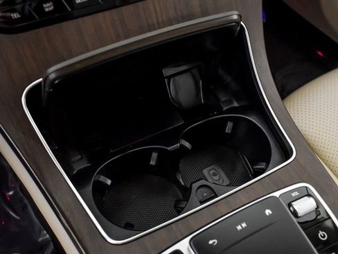 Certified 2022 Mercedes-Benz GLC 300 4MATIC w/ Premium Package Lite image 27