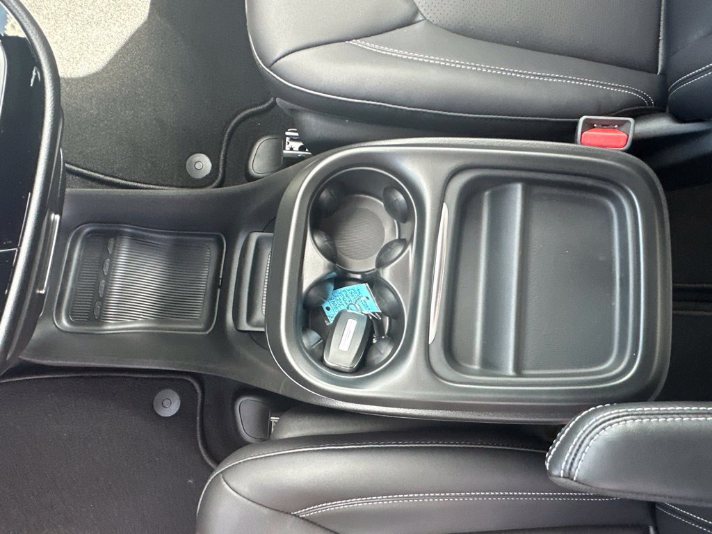 New 2027 Chrysler Pacifica Select AWD/4WD image 30