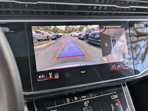 Used 2025 Audi Q7 3.0T Premium Plus image 27