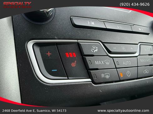 Used 2020 Ford Fusion SE image 29