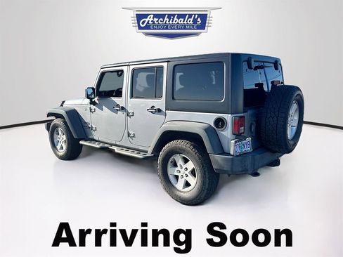 Used 2018 Jeep Wrangler Unlimited Sport S AWD/4WD image 3