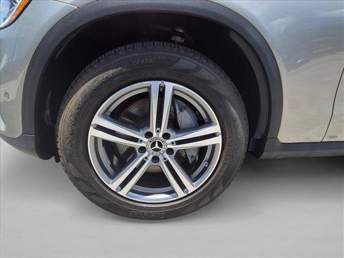 Used 2022 Mercedes-Benz GLC 300 image 23