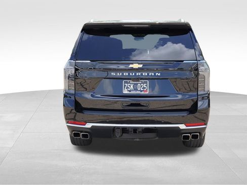 Certified 2026 Chevrolet Suburban High Country AWD/4WD image 6