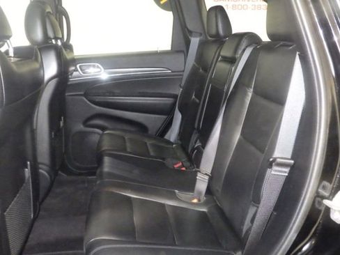 Used 2019 Jeep Grand Cherokee Limited w/ Interior Metal Package image 7