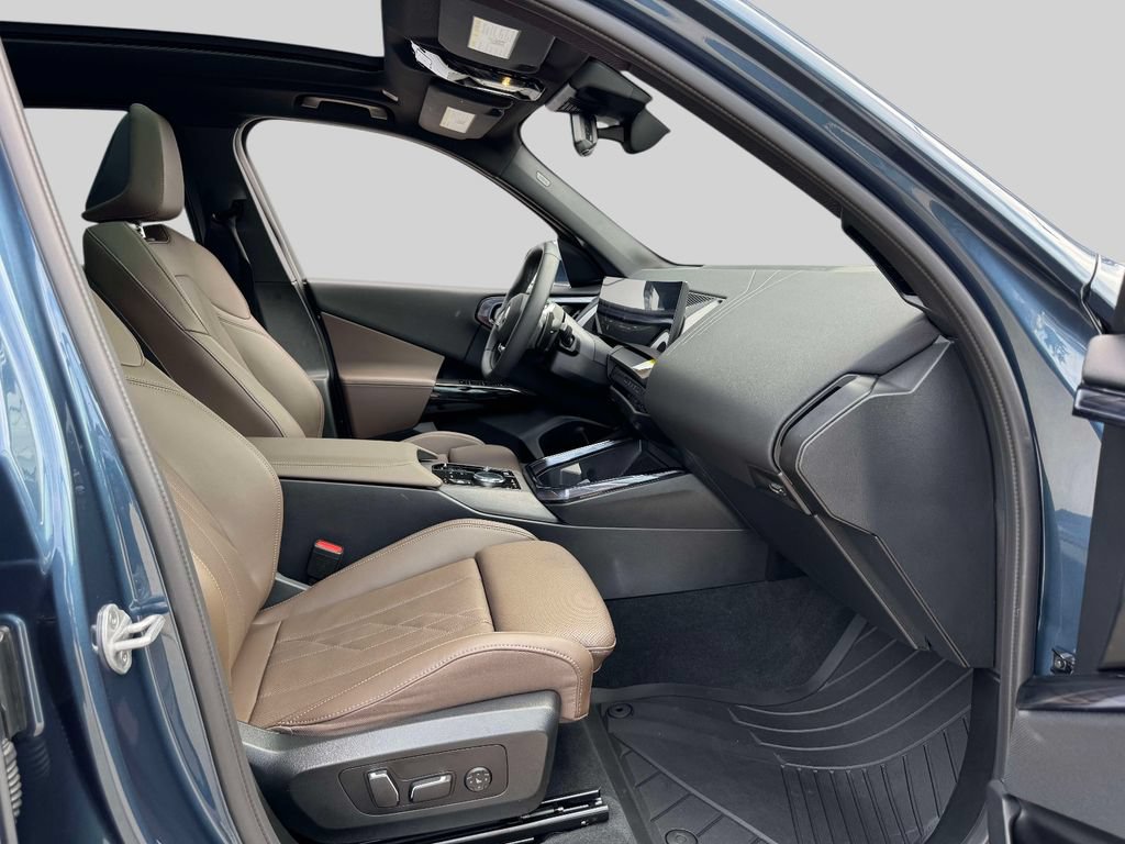 Certified 2026 BMW X3 xDrive30i w/ Convenience Package AWD/4WD image 11
