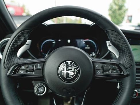 New 2025 Alfa Romeo Giulia AWD image 22