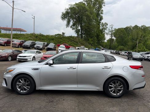 Used 2019 Kia Optima LX image 8