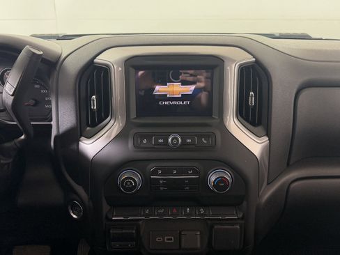 Certified 2025 Chevrolet Silverado 2500 Custom w/ Custom Convenience Package image 22