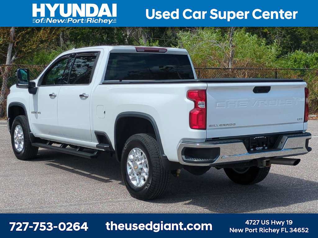 Used 2021 Chevrolet Silverado 2500 LTZ w/ Z71 Off-Road Package AWD/4WD image 3