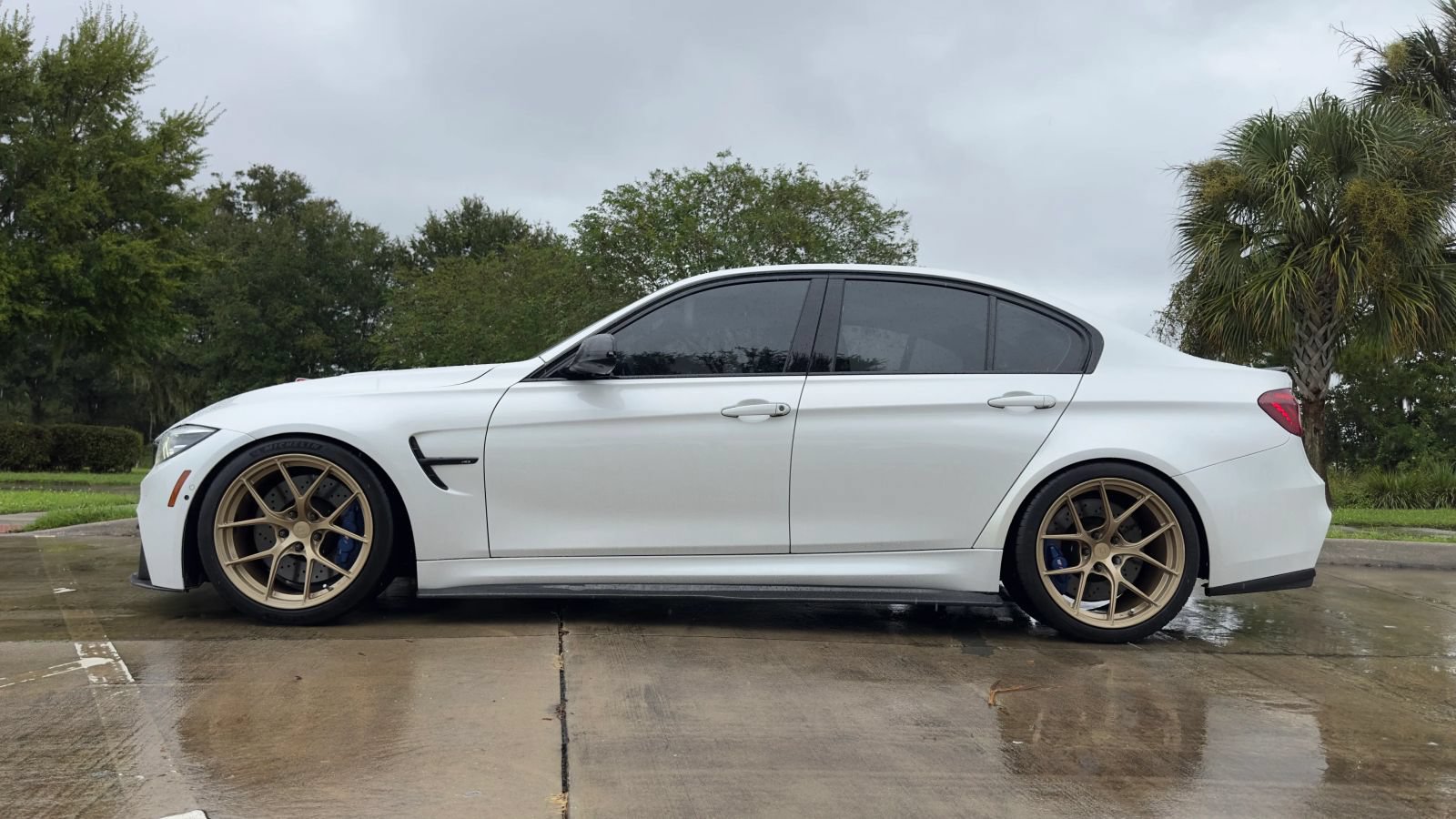 Used 2018 BMW M3 RWD image 4