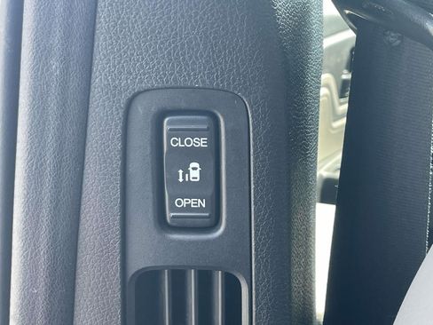 Used 2023 Honda Odyssey EX-L image 14
