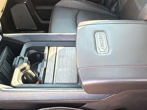 Used 2025 RAM 2500 Limited AWD/4WD image 23