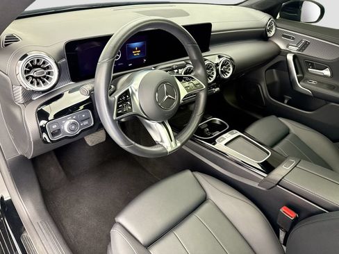 Certified 2025 Mercedes-Benz CLA 250 image 9