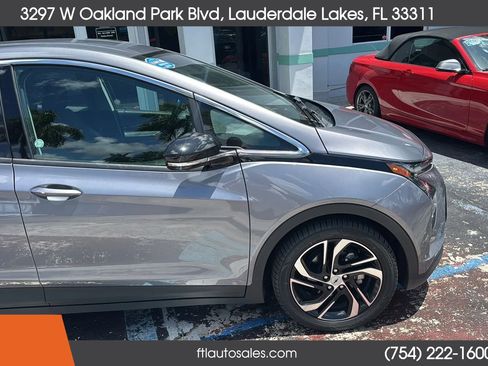 Used 2023 Chevrolet Bolt LT FWD image 12