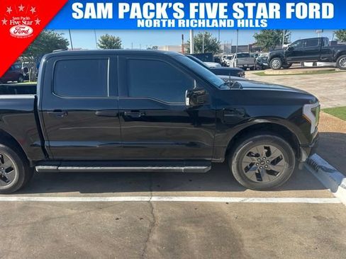 Used 2023 Ford F150 Lightning Lariat AWD/4WD image 4