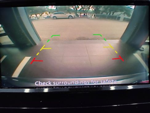 Used 2019 Nissan Rogue S FWD image 4