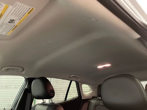 Used 2024 Chevrolet Trax LT w/ Driver Confidence Package FWD image 18