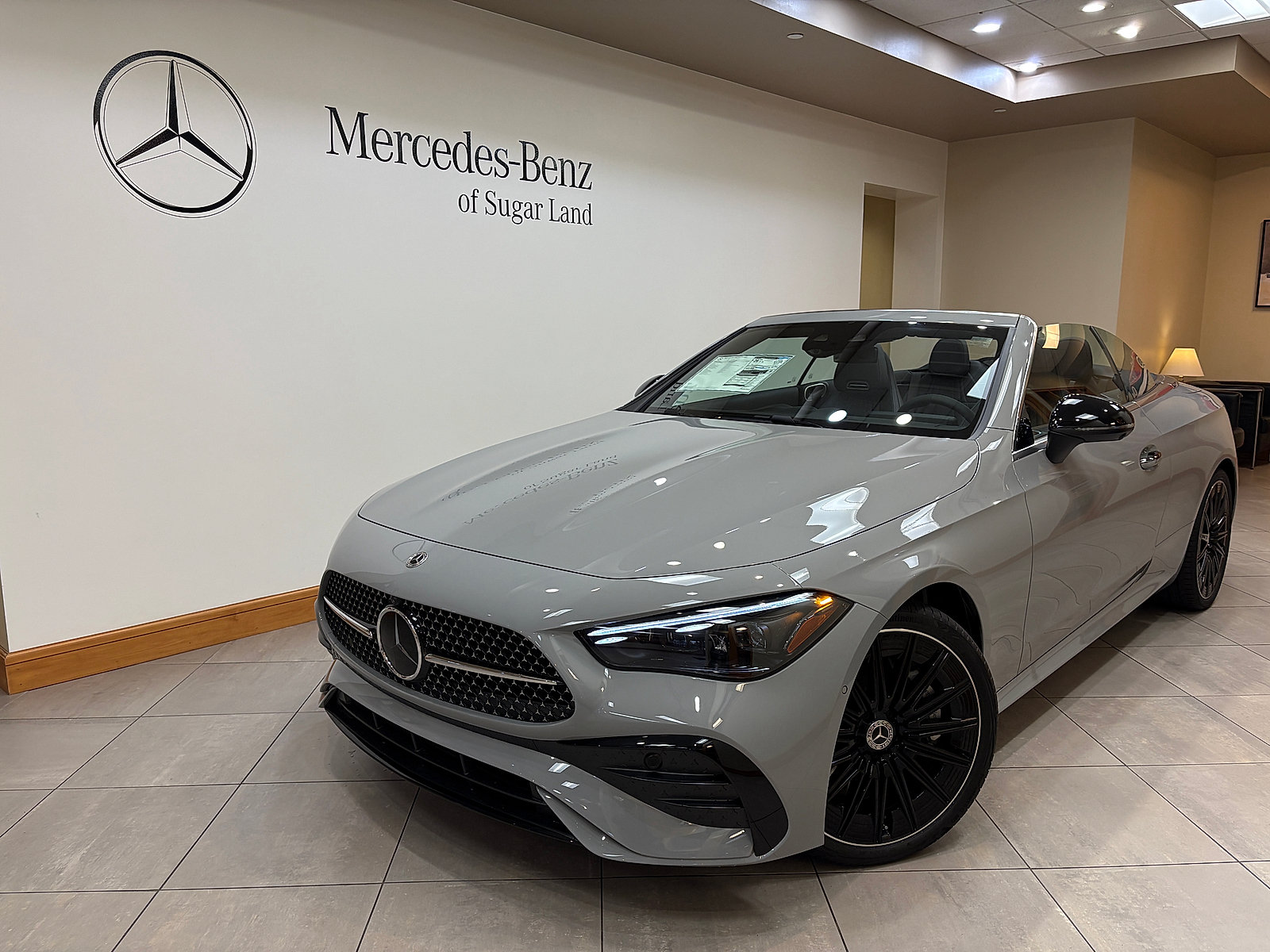 New 2027 Mercedes-Benz CLE 450 4MATIC Cabriolet image 1