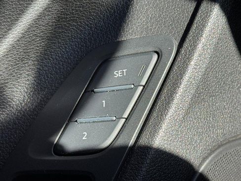 Used 2023 Audi Q3 2.0T Premium Plus w/ Premium Plus Package image 16