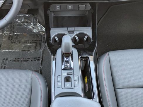 New 2025 Toyota Prius Plug-In Hybrid image 18