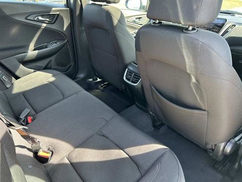 Used 2024 Chevrolet Malibu LT image 17