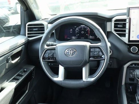 Used 2024 Toyota Tundra Limited AWD/4WD image 8