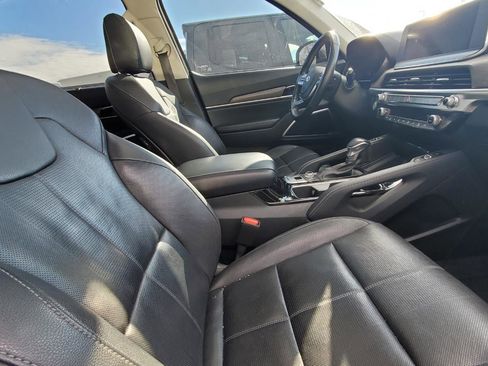 Used 2021 Kia Telluride EX w/ EX Premium Package image 4