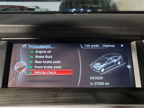 Used 2017 BMW 535i xDrive AWD/4WD image 36