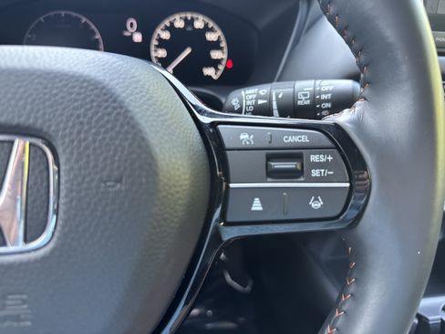 Used 2023 Honda HR-V Sport image 20