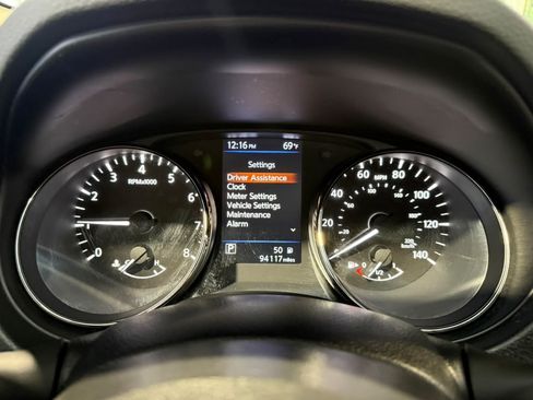 Used 2020 Nissan Rogue Sport S FWD image 12