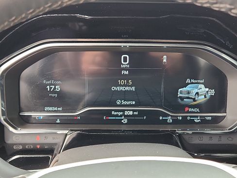 Used 2024 GMC Sierra 1500 SLT image 16