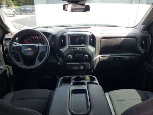 Used 2025 Chevrolet Silverado 1500 Custom w/ Turbomax Blackout Package RWD image 12