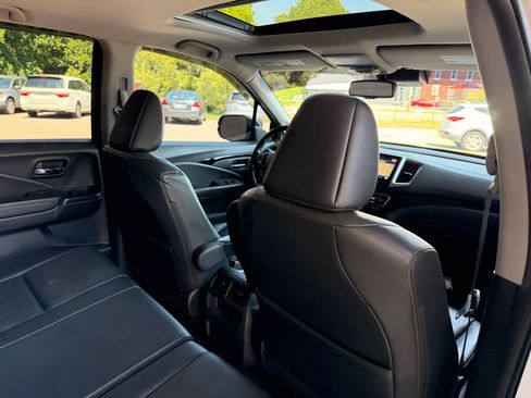 Used 2017 Honda Ridgeline RTL-E image 14