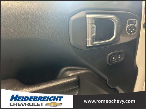 Used 2021 Jeep Wrangler Sport AWD/4WD image 11