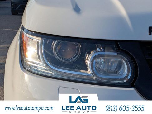 Used 2017 Land Rover Range Rover Sport image 9