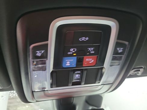 Used 2025 RAM 1500 Laramie w/ Night Edition image 42