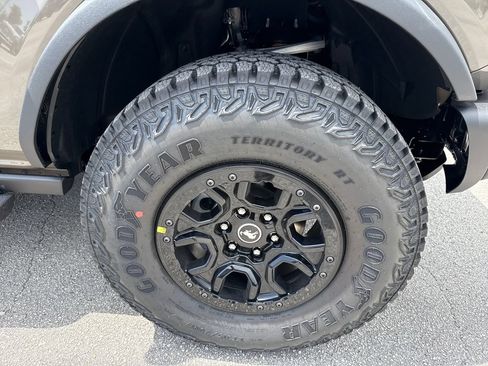 New 2026 Ford Bronco Badlands w/ Wildtrak Package AWD/4WD image 11