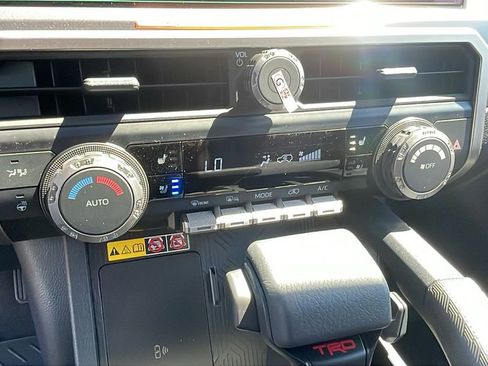 New 2026 Toyota 4Runner TRD Off-Road Premium AWD/4WD image 20