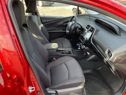 Used 2020 Toyota Prius Prime LE image 35