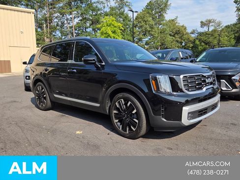 Used 2025 Kia Telluride SX w/ SX Captain's Chair Package FWD image 17