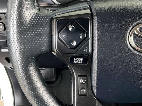 Used 2024 Toyota 4Runner TRD Off-Road Premium w/ Moonroof Package AWD/4WD image 10