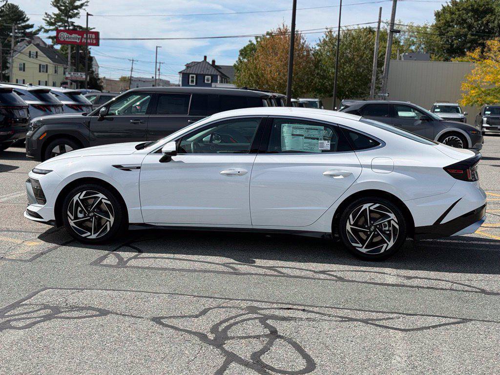 New 2026 Hyundai Sonata SEL AWD/4WD image 2
