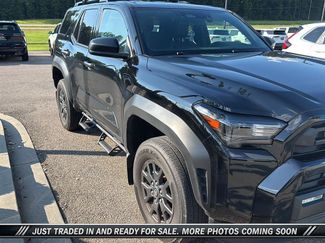 Used 2025 Toyota 4Runner SR5 AWD/4WD video 1