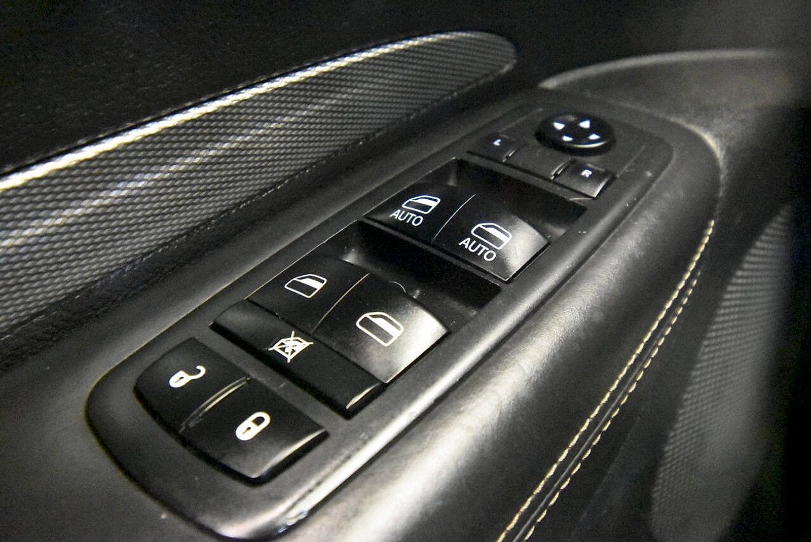 Used 2019 Dodge Durango SRT AWD/4WD image 41