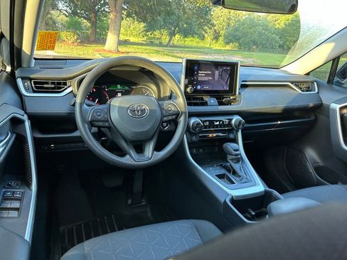 Certified 2025 Toyota RAV4 XLE w/ Convenience Package FWD image 13