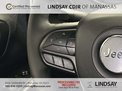 Used 2022 Jeep Cherokee Trailhawk w/ Sun, Sound & Nav Group AWD/4WD image 32