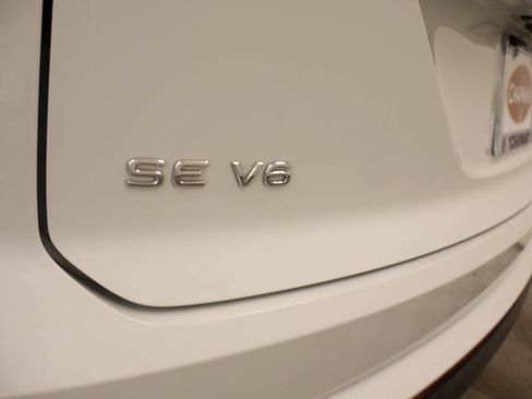 Used 2023 Volkswagen Atlas Cross Sport SE FWD image 20
